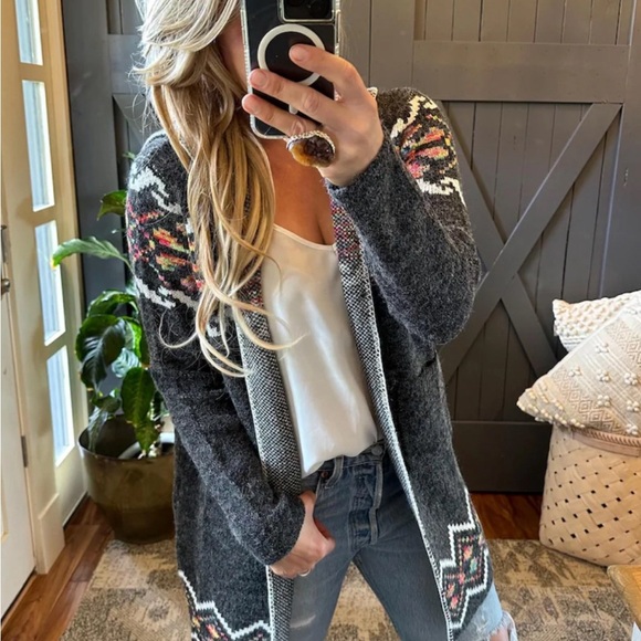 New Tribal Print Long Black Cardigan Hooded Sweater Southwest Western - Picture 11 of 15